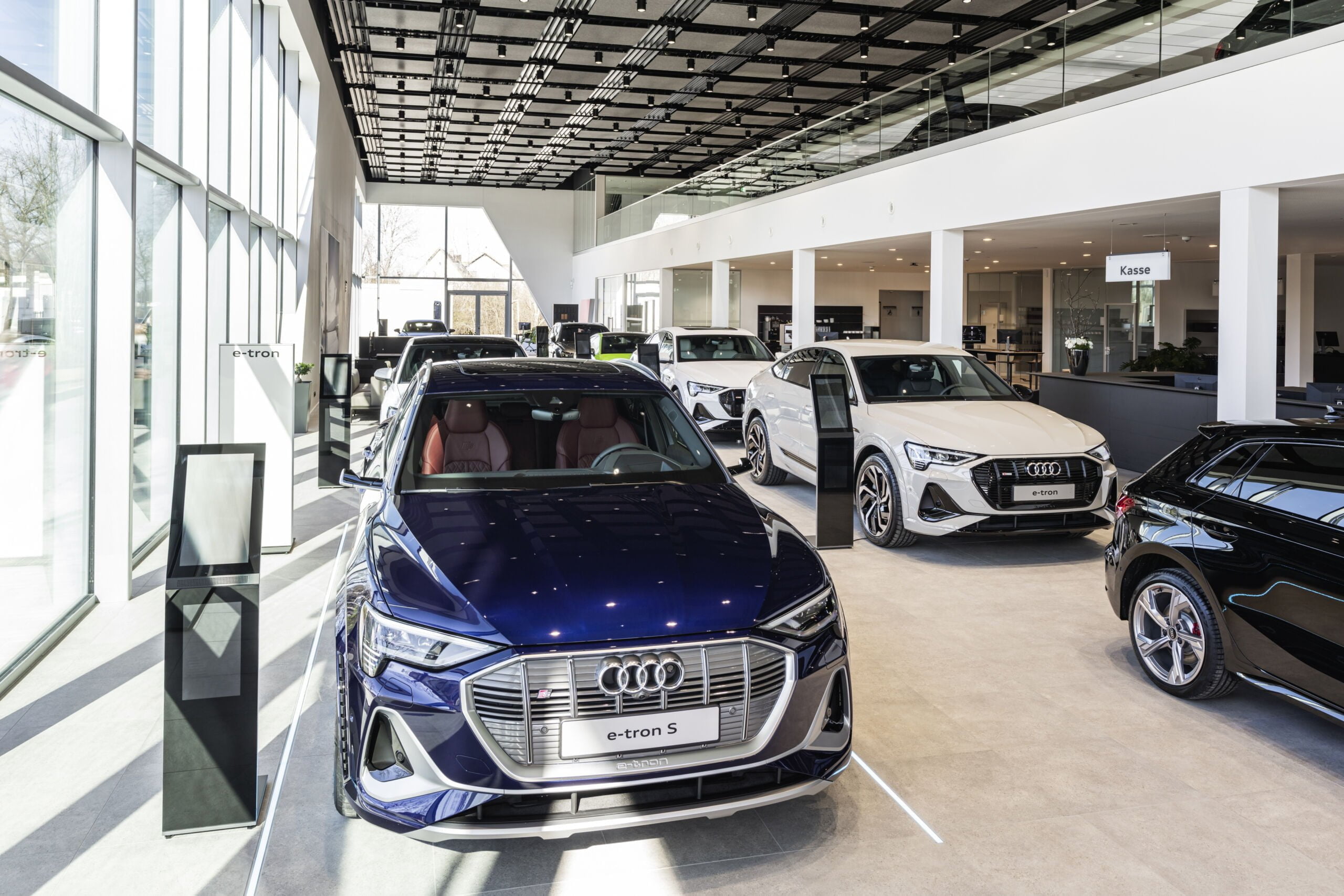 In the Trudering district of Munich, the Four Rings brand has opened a new pilot outlet that makes the brand experience even more attractive for visitors and customers.